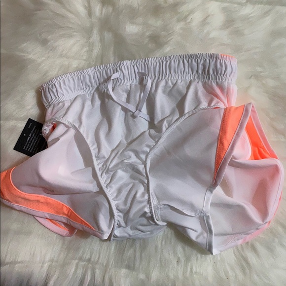 NWT NIKE DriFit Athletic Gym Jog Run White Shorts - Picture 8 of 11